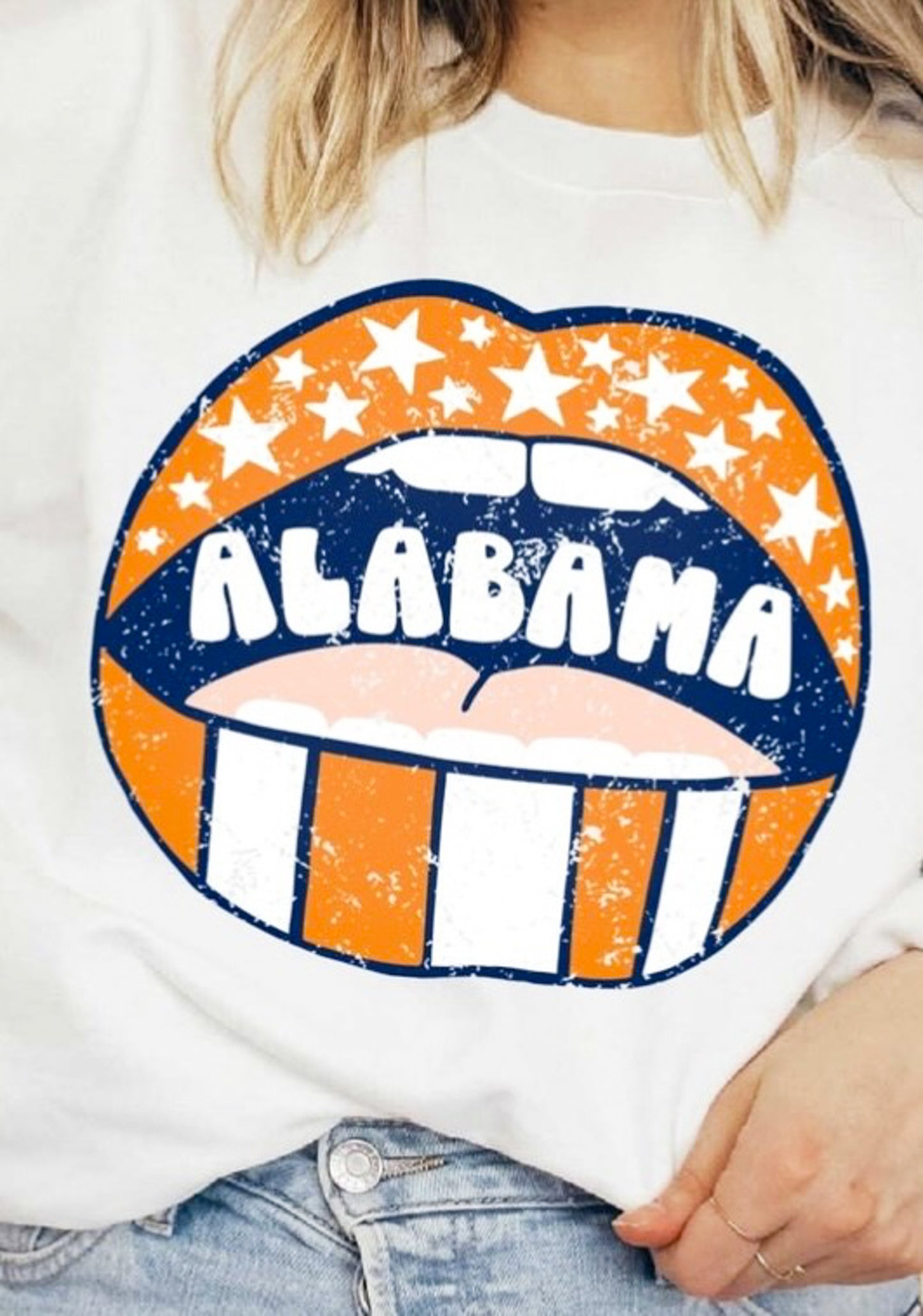 Custom State Name Distressed Lips Tees