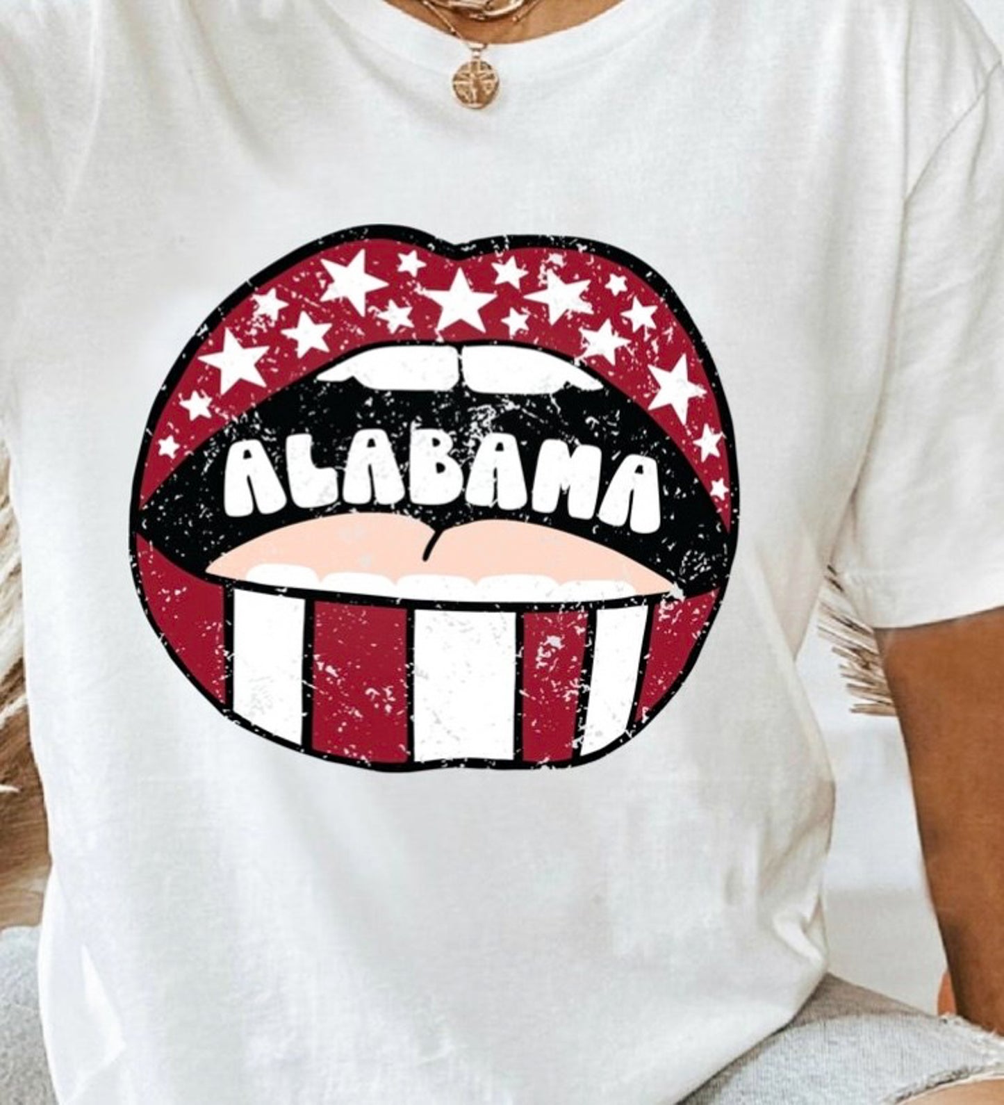 Custom State Name Distressed Lips Tees