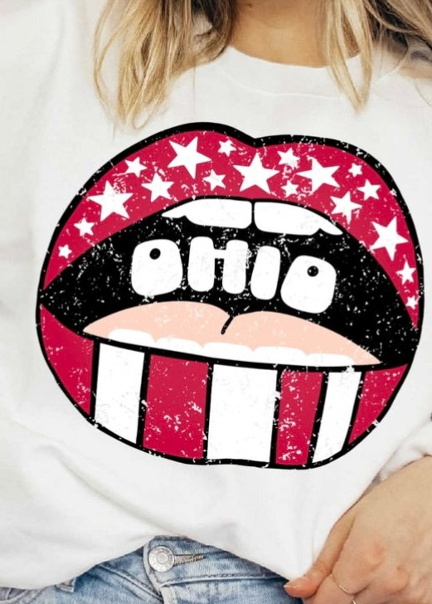 Custom State Name Distressed Lips Tees