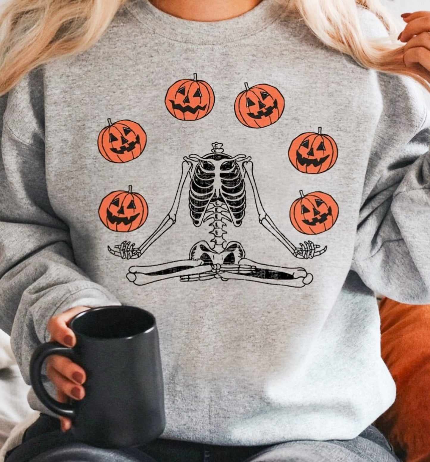 *Skeleton Juggling Jack-O-Lanterns T-Shirt or Crew Sweatshirt