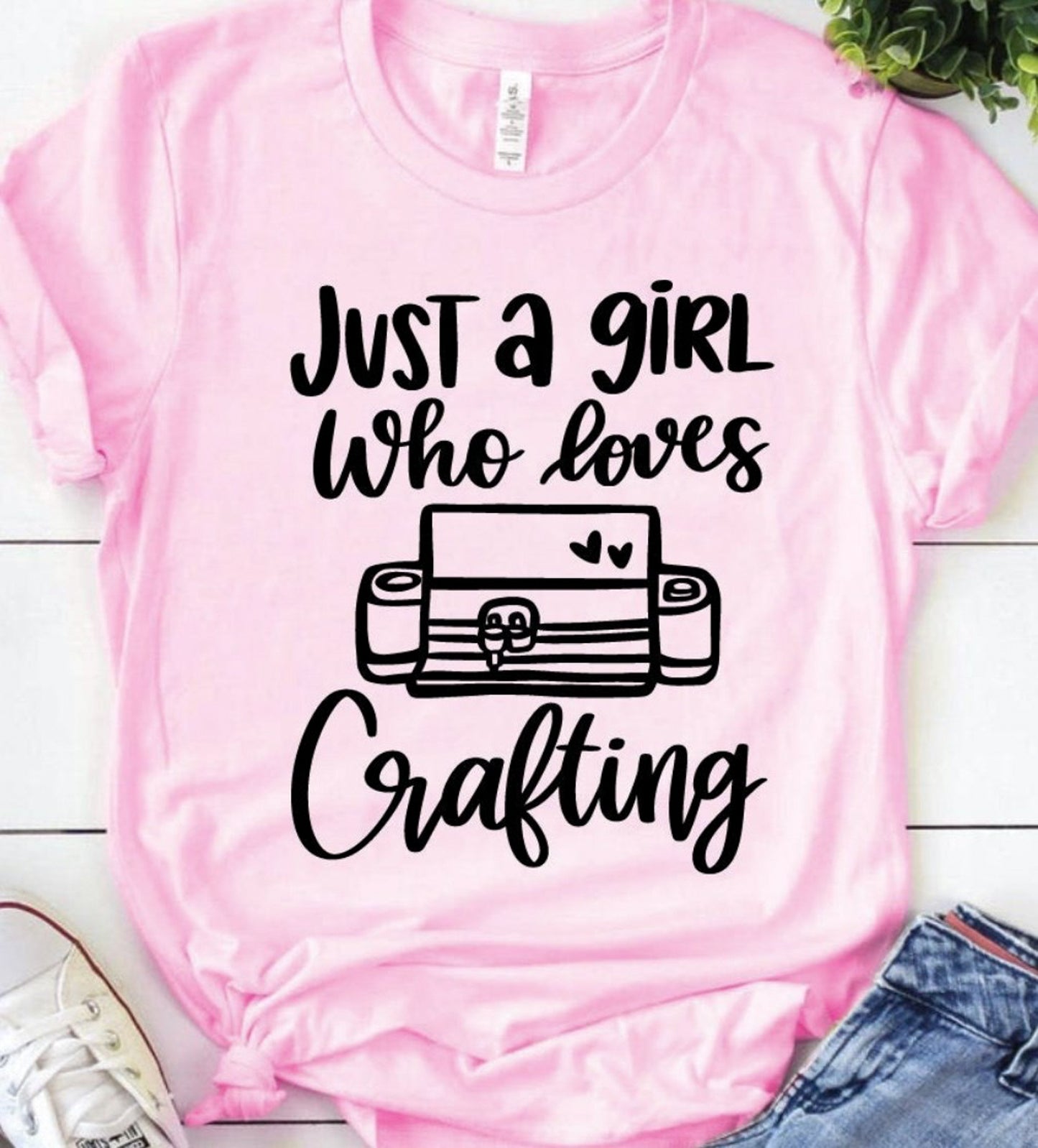 Just A Girl Who Love Crafting Tee