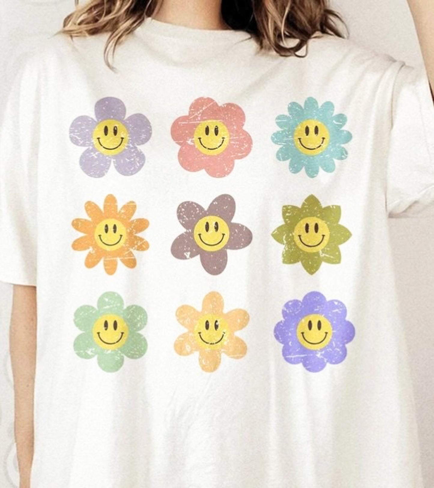 9 Smiley Flowers Oversized Tee