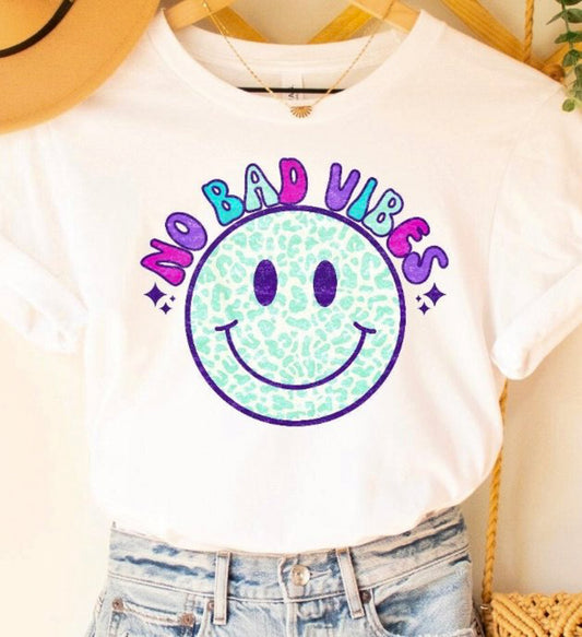 No Bad Vibes Leopard Print Smiley Face Tee